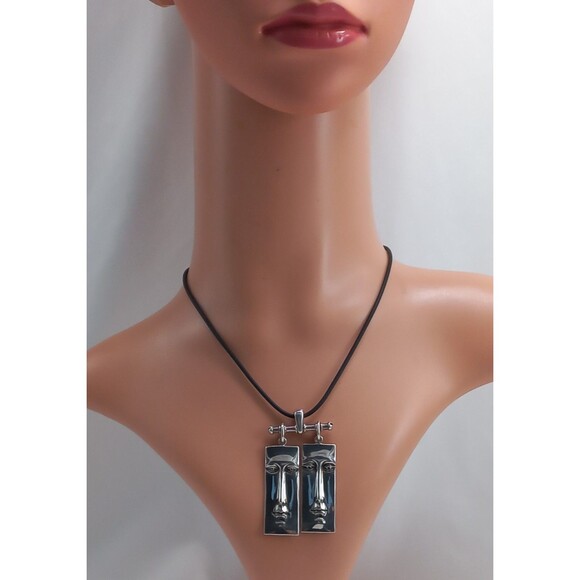 SERGIO BUSTAMANTE Guernica Double Faces Pendants Necklace - Picture 10 of 12